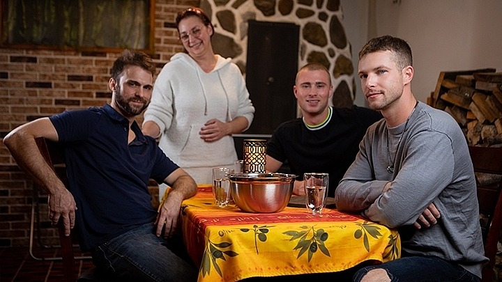 Aiden Jacobs, Benjamin Blue & Gabriel Clark – Back From College