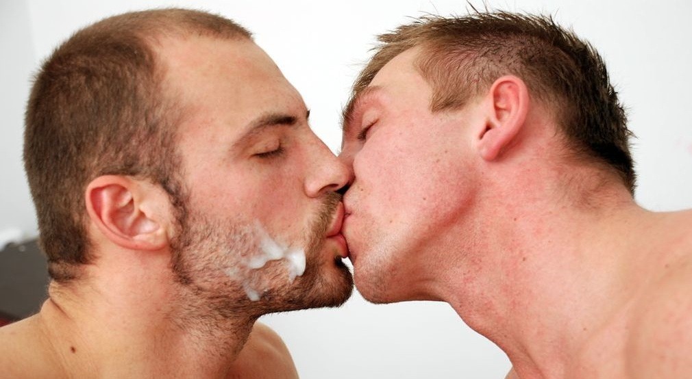 Erick Haaz & Yony Stetmore – Big Muscle Fuck