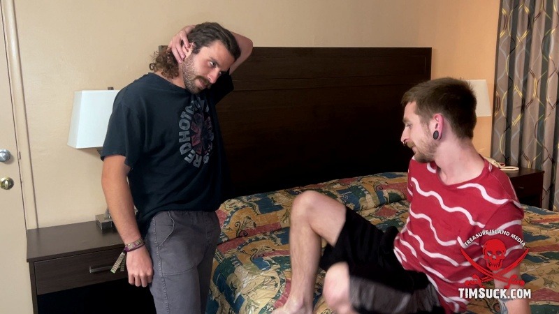 Elliot Flame & Cosmo Ash