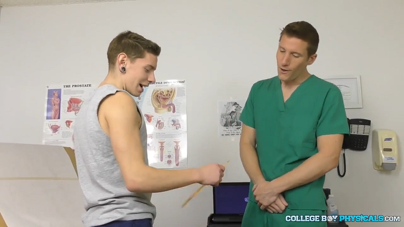 Jayden Fucks The Doctor