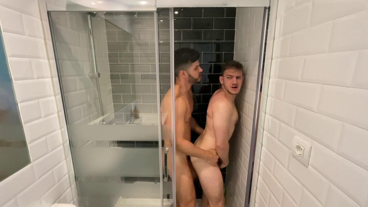 Asstonxxx & Rosxx – Cuban Str8 Fucks Me With Big Dick