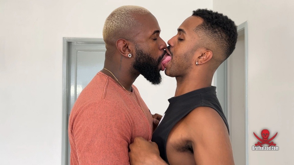 Miguel Baiano fucks Axxxell