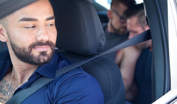 Ride Share – Alex Mecum fucking Jay Austin