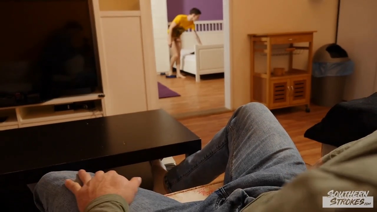 David Lee and Gregor Gilead – Bonding Time