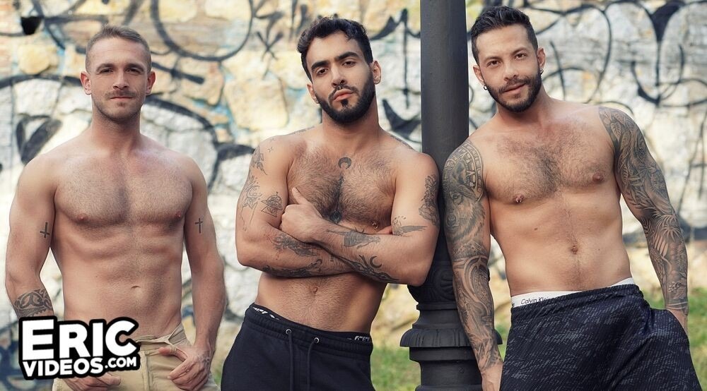 Apolo Adri, Douglas Smith and John Brachalli – La Casa Del Vicio Part 3