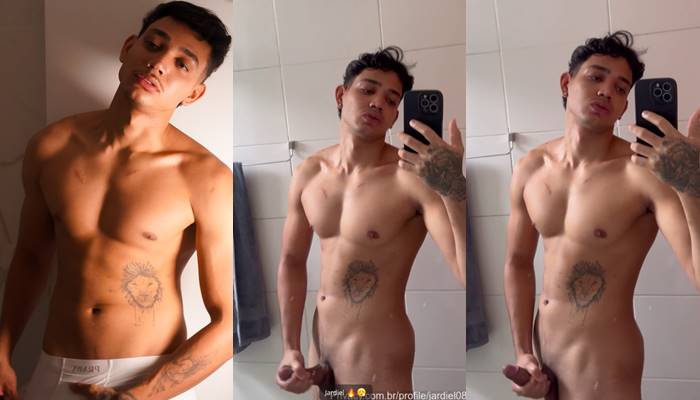 Influencer Jardiel Silva showing his hard cock
