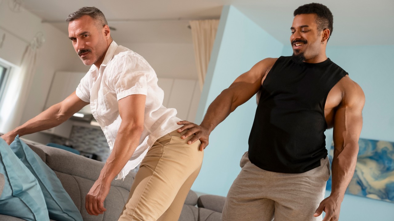 Manuel Skye & Jericho James – Market Place Meet Up