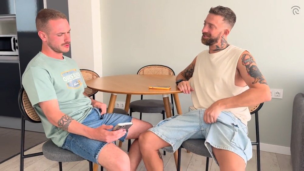 Apolo Andrii and NakedYogaMen