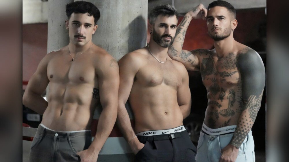 Ander Vizallati & Dragon Rojo – He’s really into his neighbor