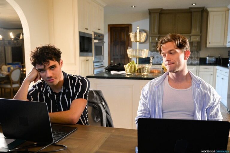 Johnny Donovan & Brandon Dallas – Member Fantasies- Stakeout